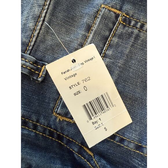 NWT Cabi Patch Pocket Blue Denim Flare Bootcut Jeans Pants Women’s Size 0 NEW - Picture 4 of 13